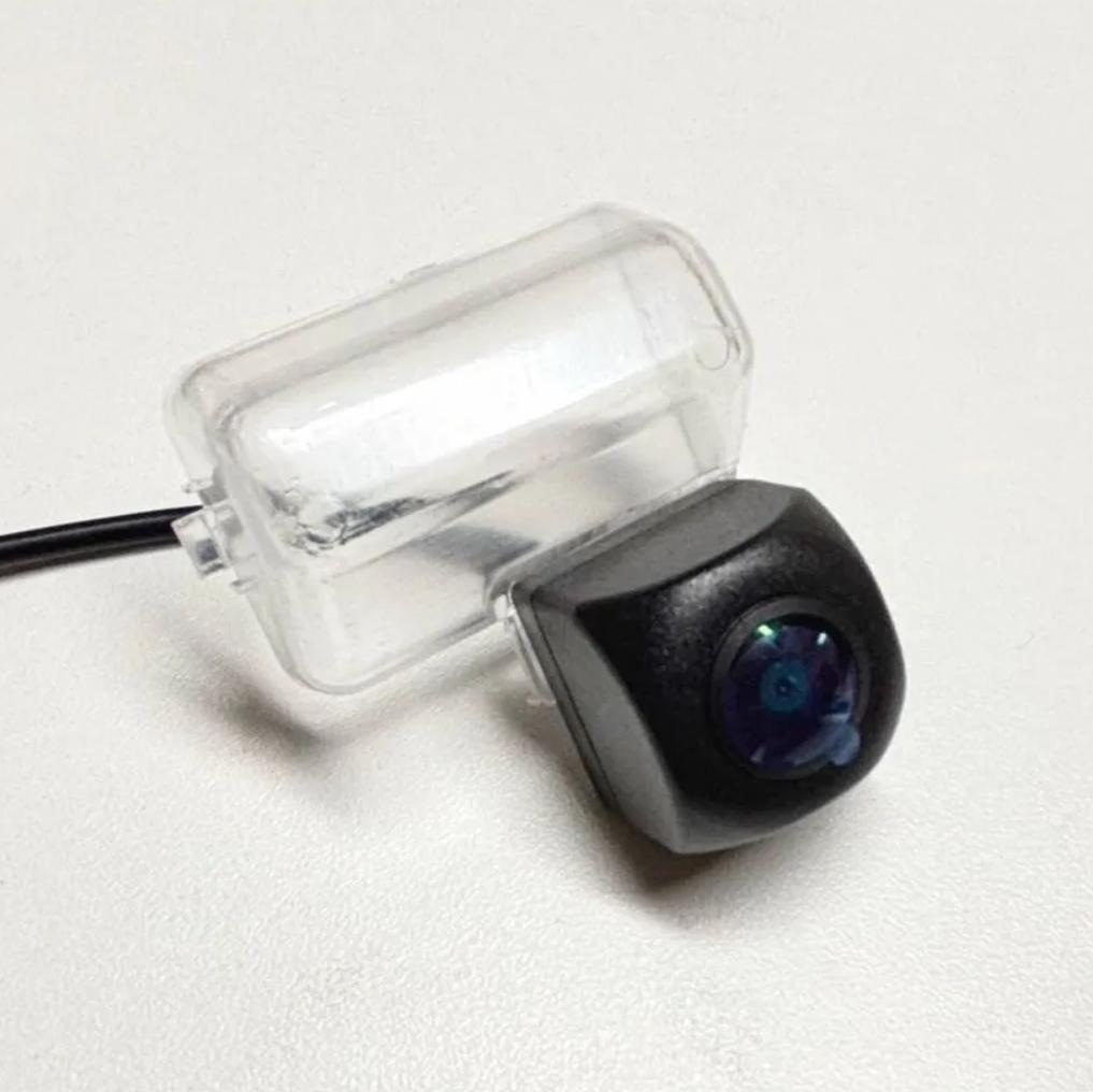 Камера заднего вида Mazda CX-5 2015-2016 (комплект подключения)